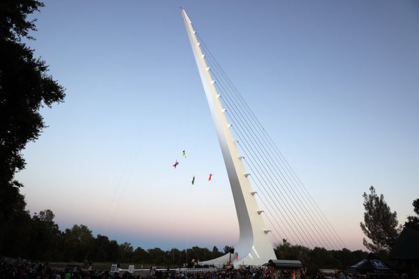 explore-shasta-county-sundial-bridge-bandaloop-20-2